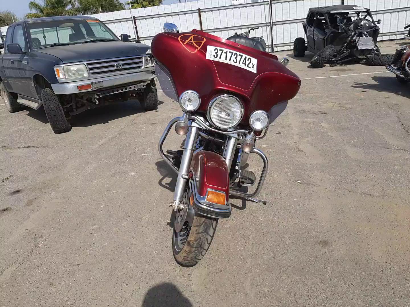 2009 HARLEY-DAVIDSON FLHTC 1HD1FF4329Y600252