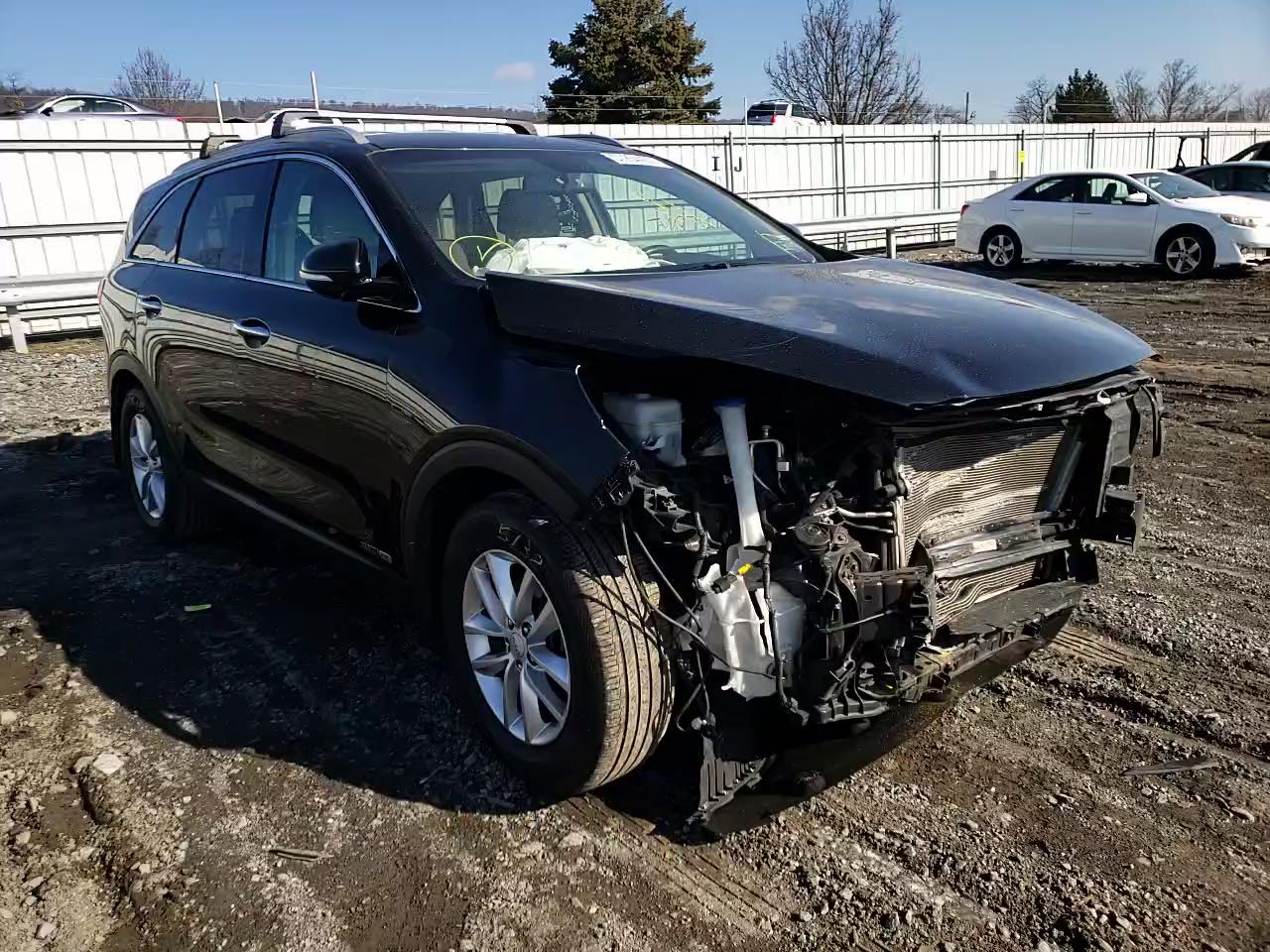 2017 KIA SORENTO LX 5XYPGDA55HG240906