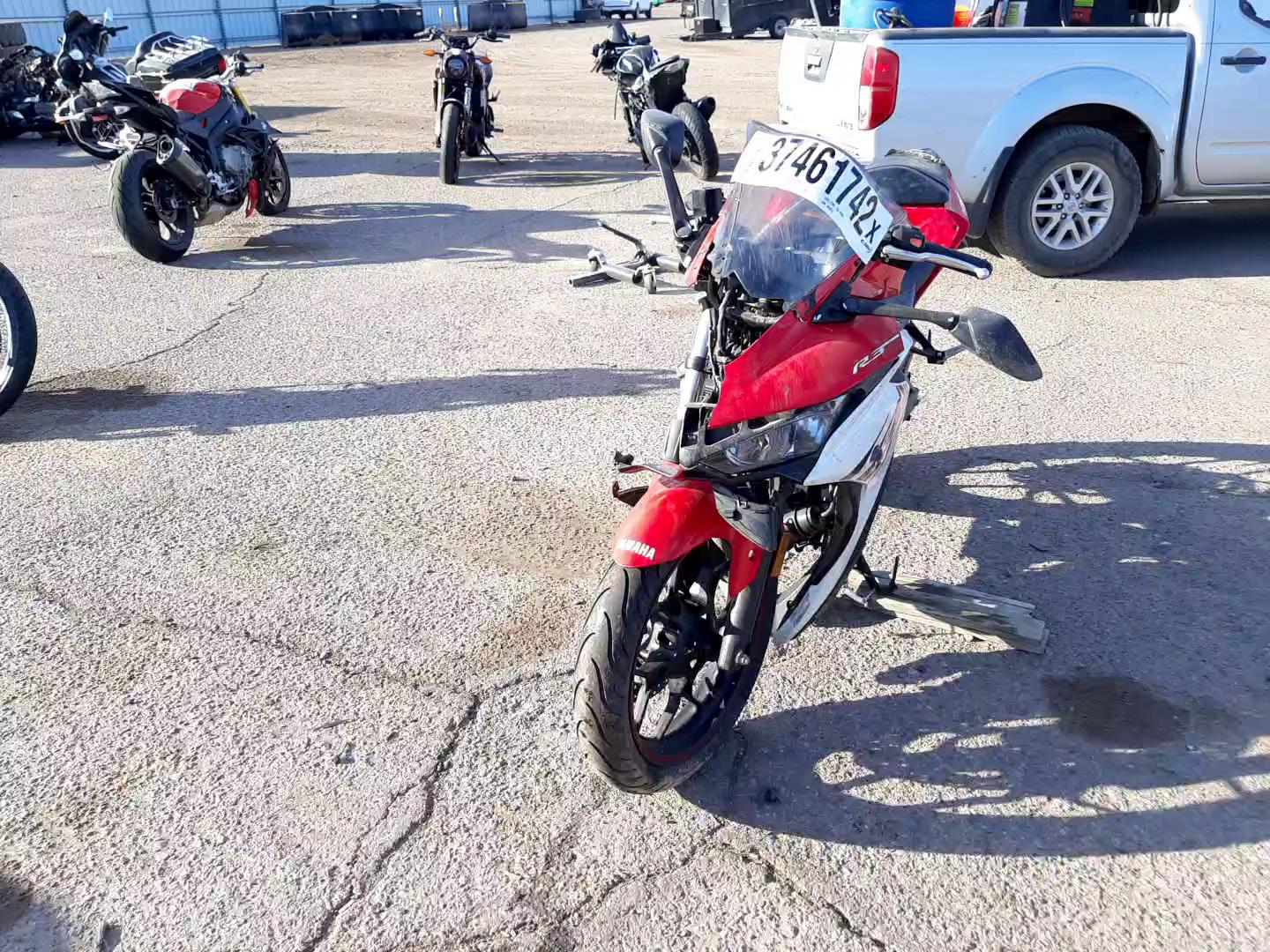2015 YAMAHA YZFR3 MH3RH06Y9FK004835