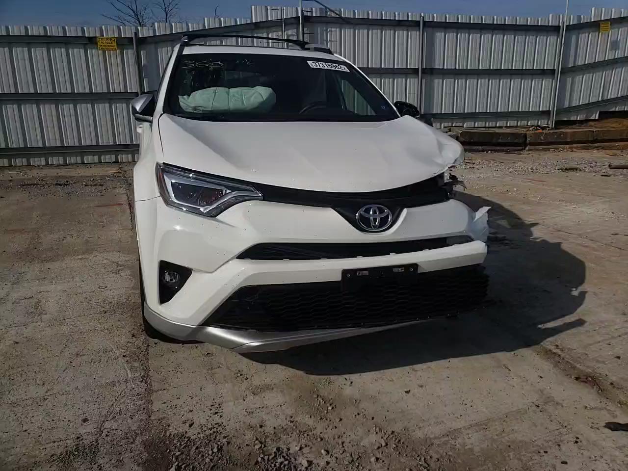 2016 TOYOTA RAV4 SE - JTMJFREV5GJ066432
