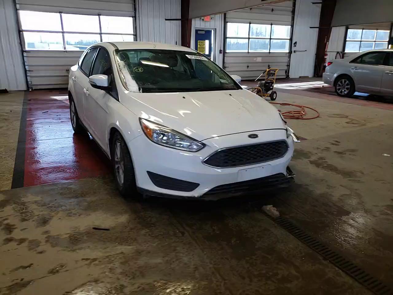 2016 FORD FOCUS SE 1FADP3F20GL243636