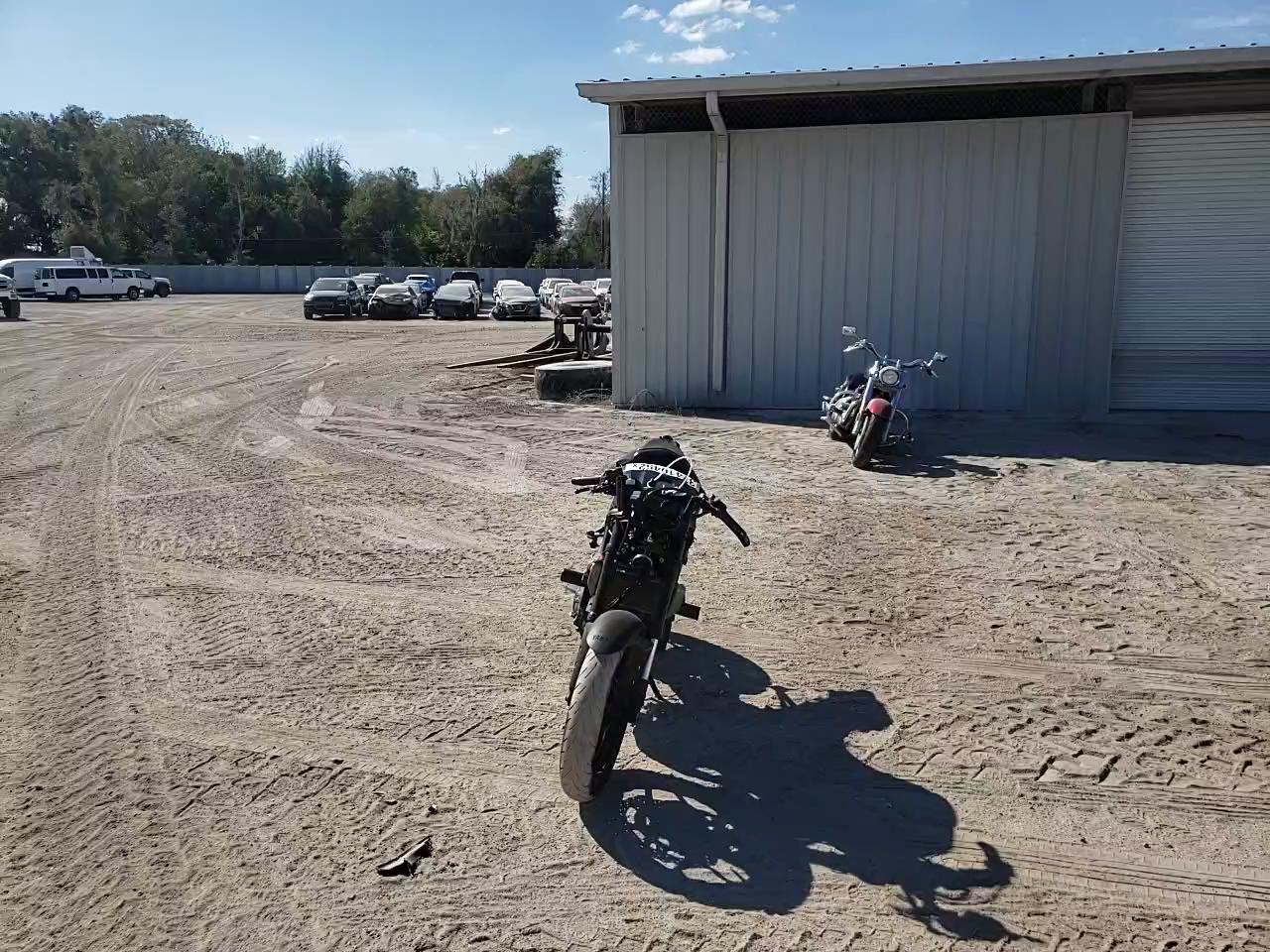 2020 YAMAHA YZFR3 A MH3RH18Y6LK004841