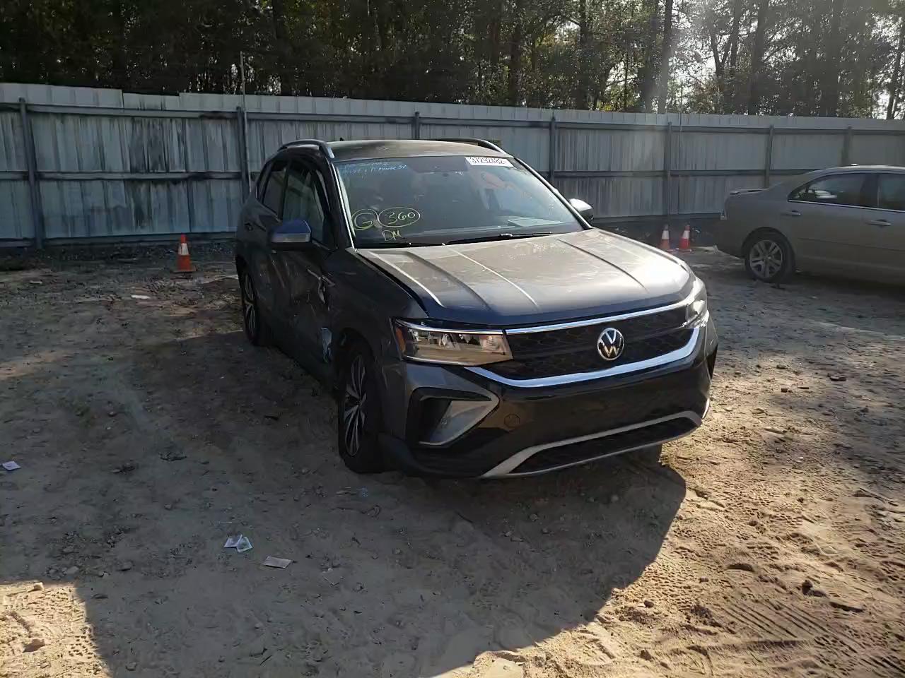 2022 VOLKSWAGEN TAOS SE 3VVWX7B20NM038184