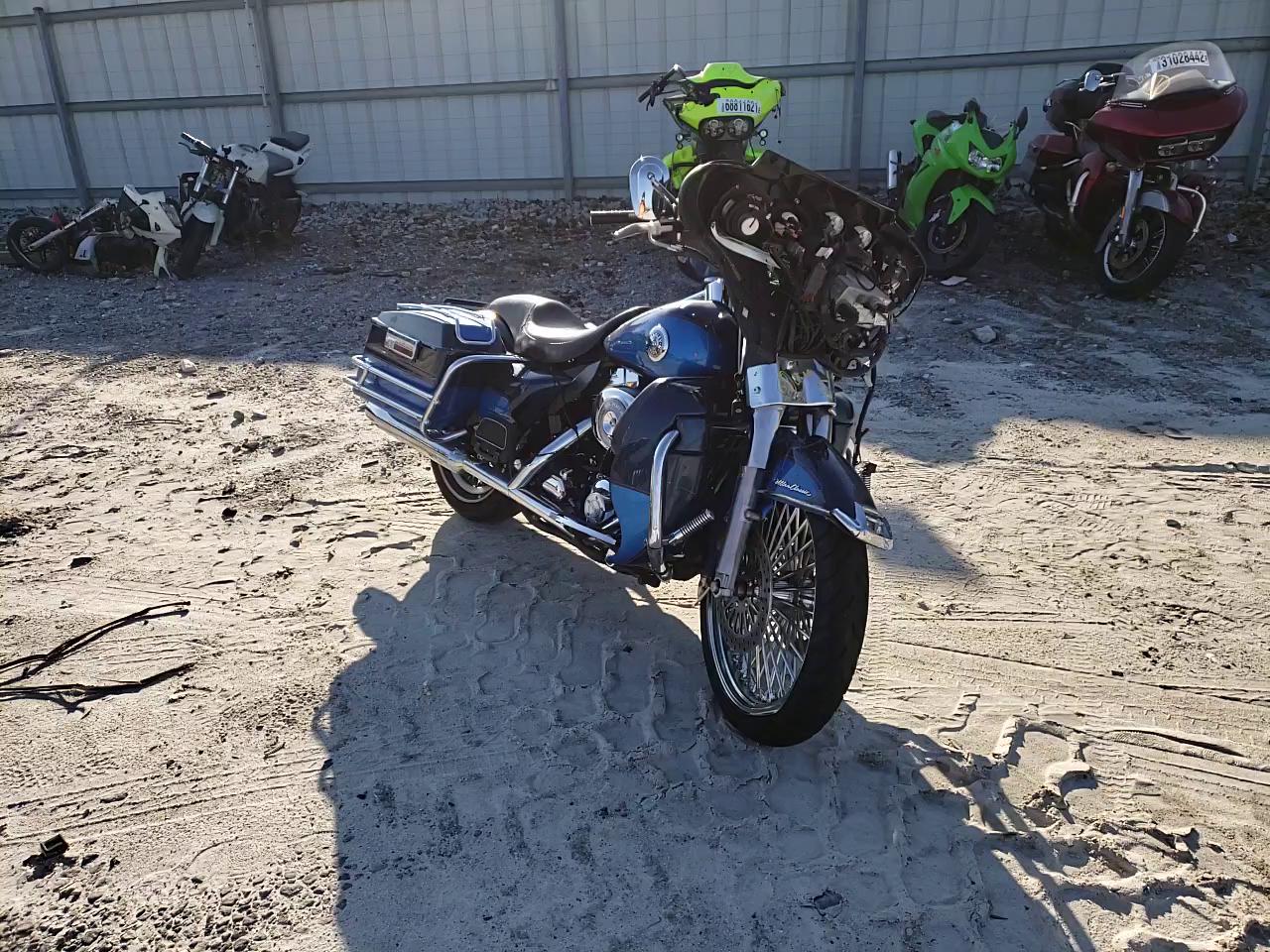 2004 HARLEY-DAVIDSON FLHTCUI 1HD1FCW154Y607697