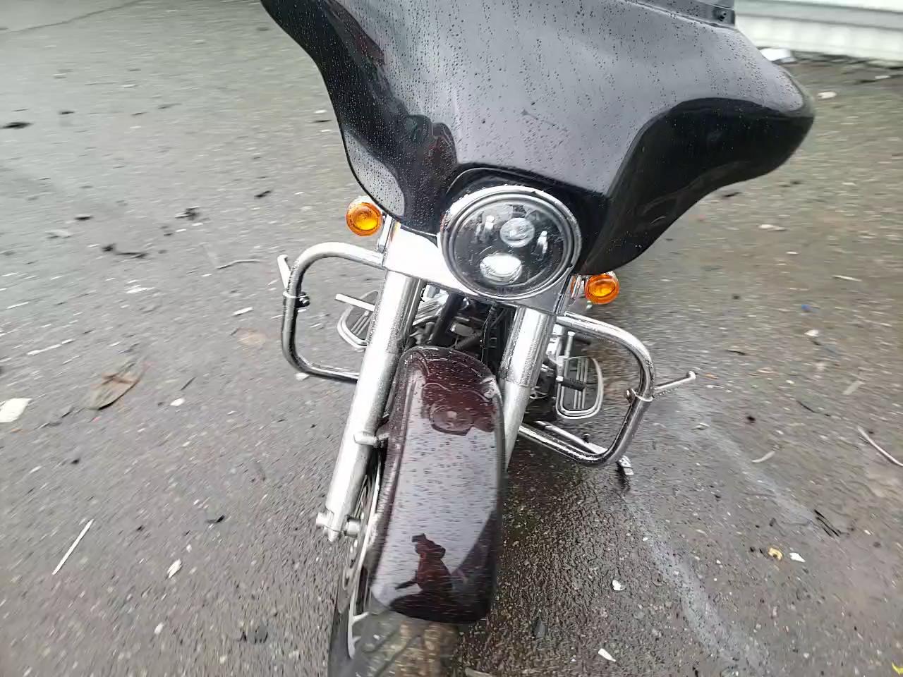2007 HARLEY-DAVIDSON FLHX 1HD1KB4157Y707795