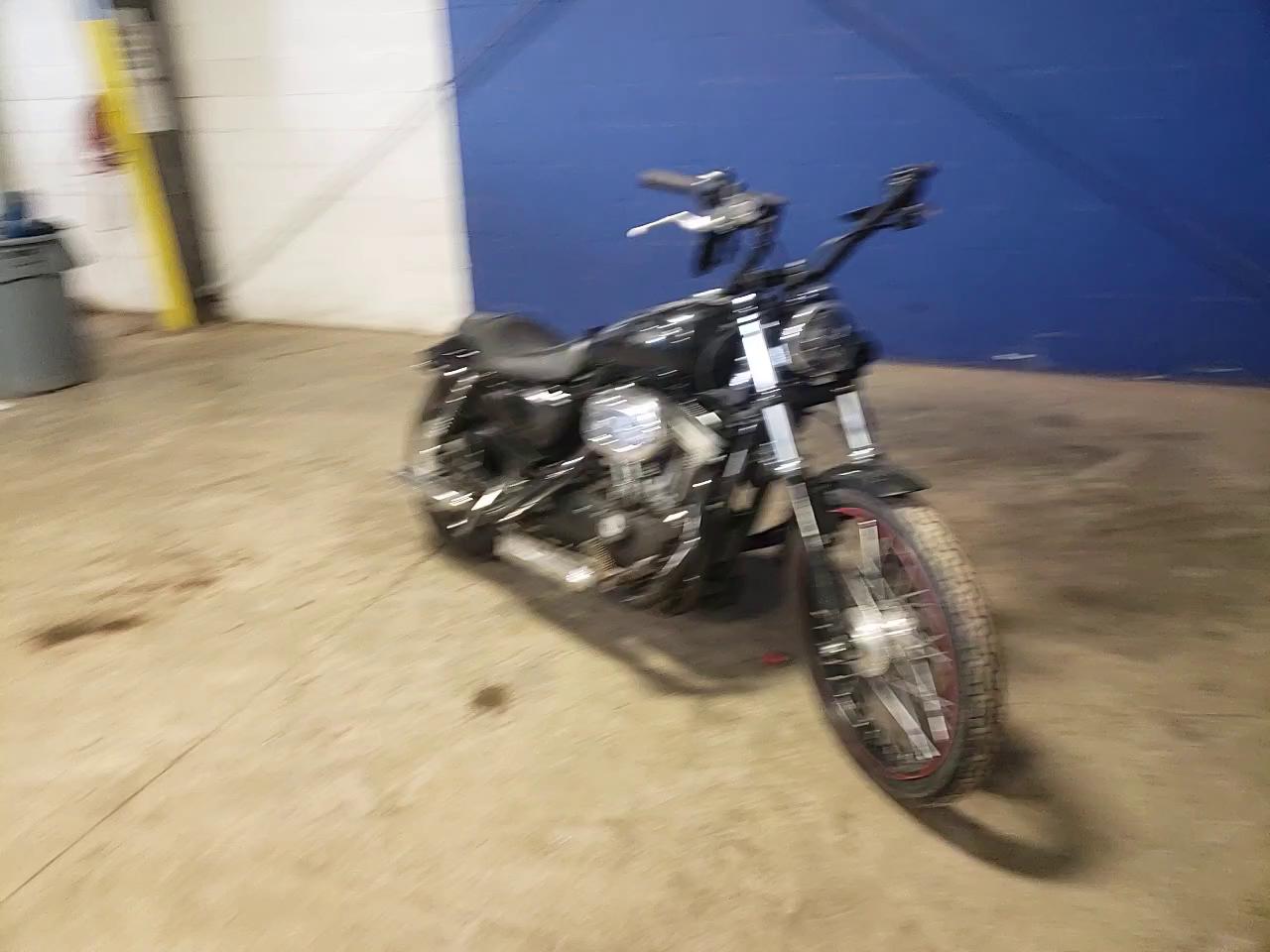 2005 HARLEY-DAVIDSON XL883 C 1HD4CJM135K406169