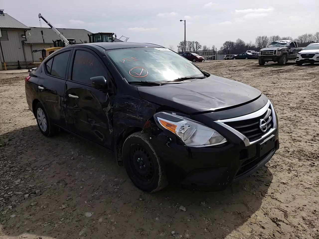 2015 NISSAN VERSA 3N1CN7AP6FL852208