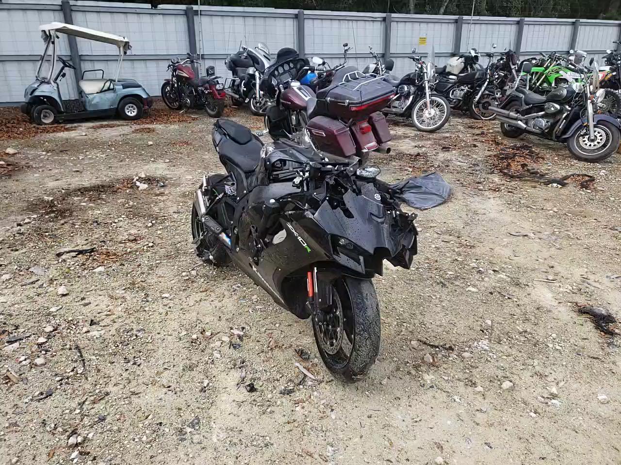 2021 KAWASAKI ZX1002 M JKBZXVM10MA000217