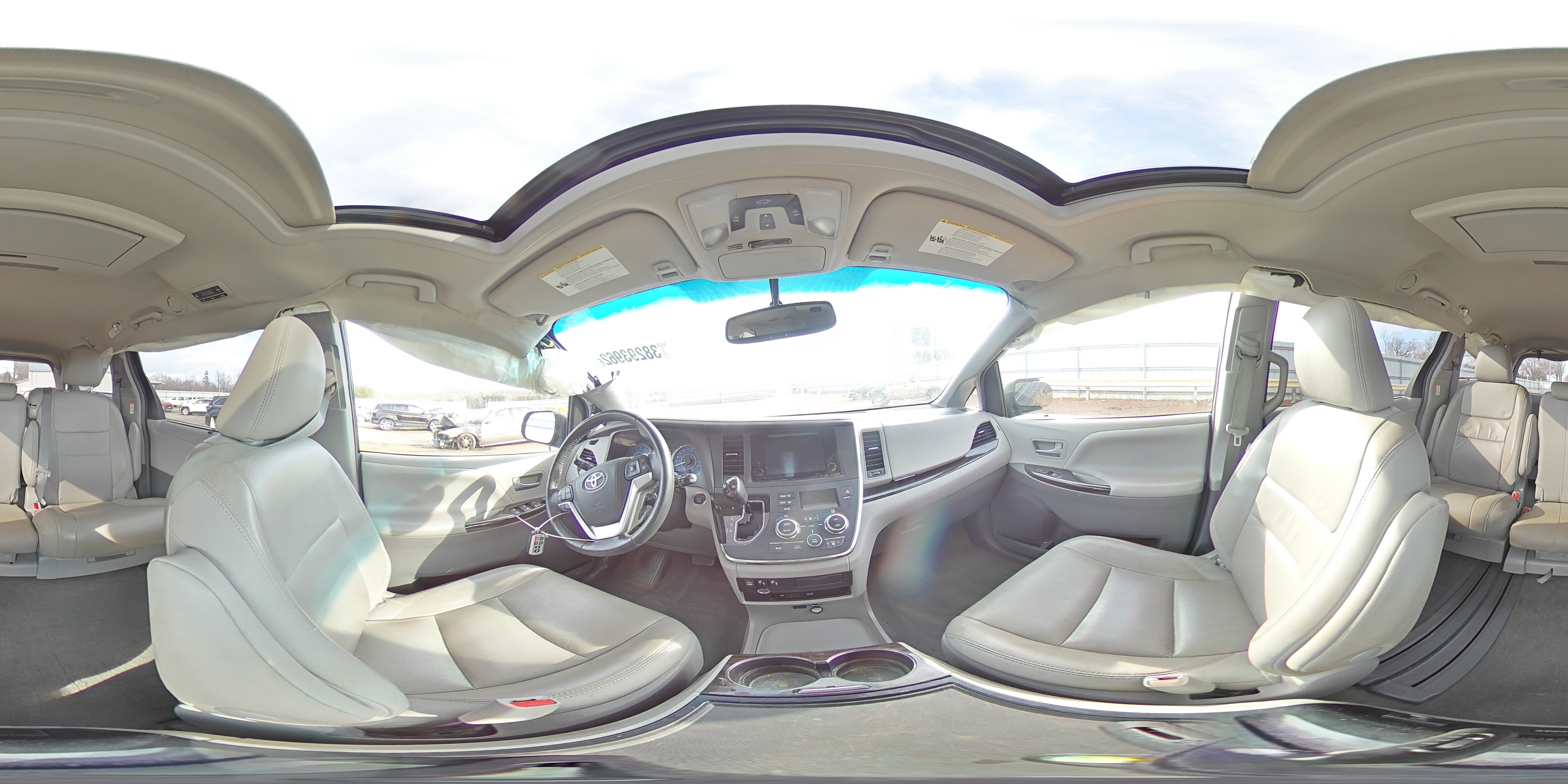 2015 TOYOTA SIENNA XLE 5TDYK3DC0FS530266