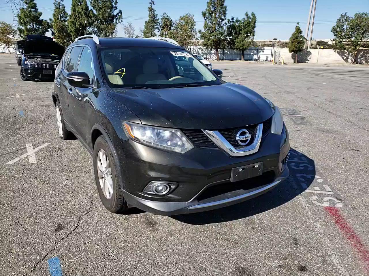 2015 NISSAN ROGUE S 5N1AT2MT9FC916111
