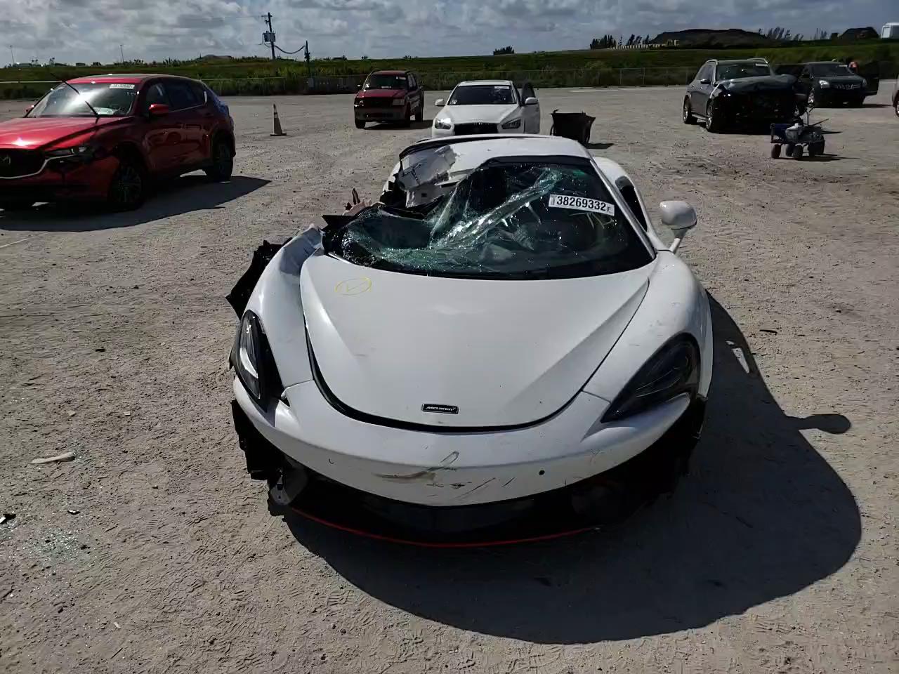 2018 MCLAREN AUTOMOTIVE 570S SBM13FAA4JW005617