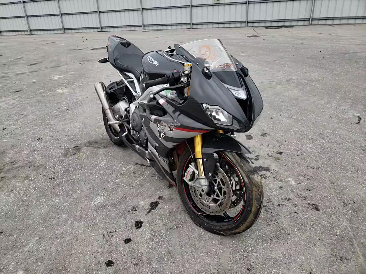 2020 TRIUMPH MOTORCYCLE DAYTONA MO SMTA204K6LJAB0637