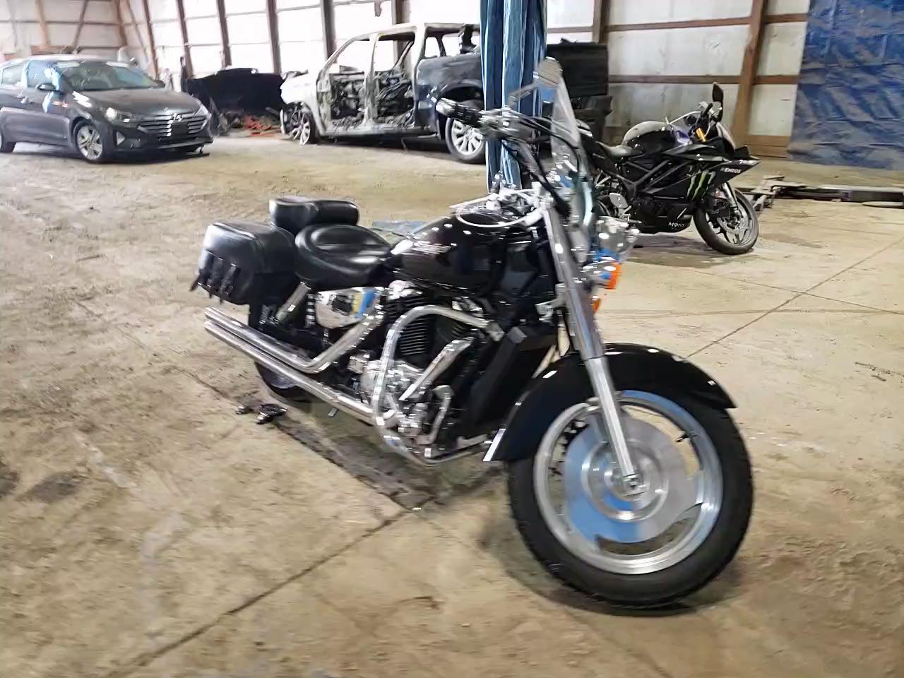 2006 HONDA VT1100C2 1HFSC43096A602553