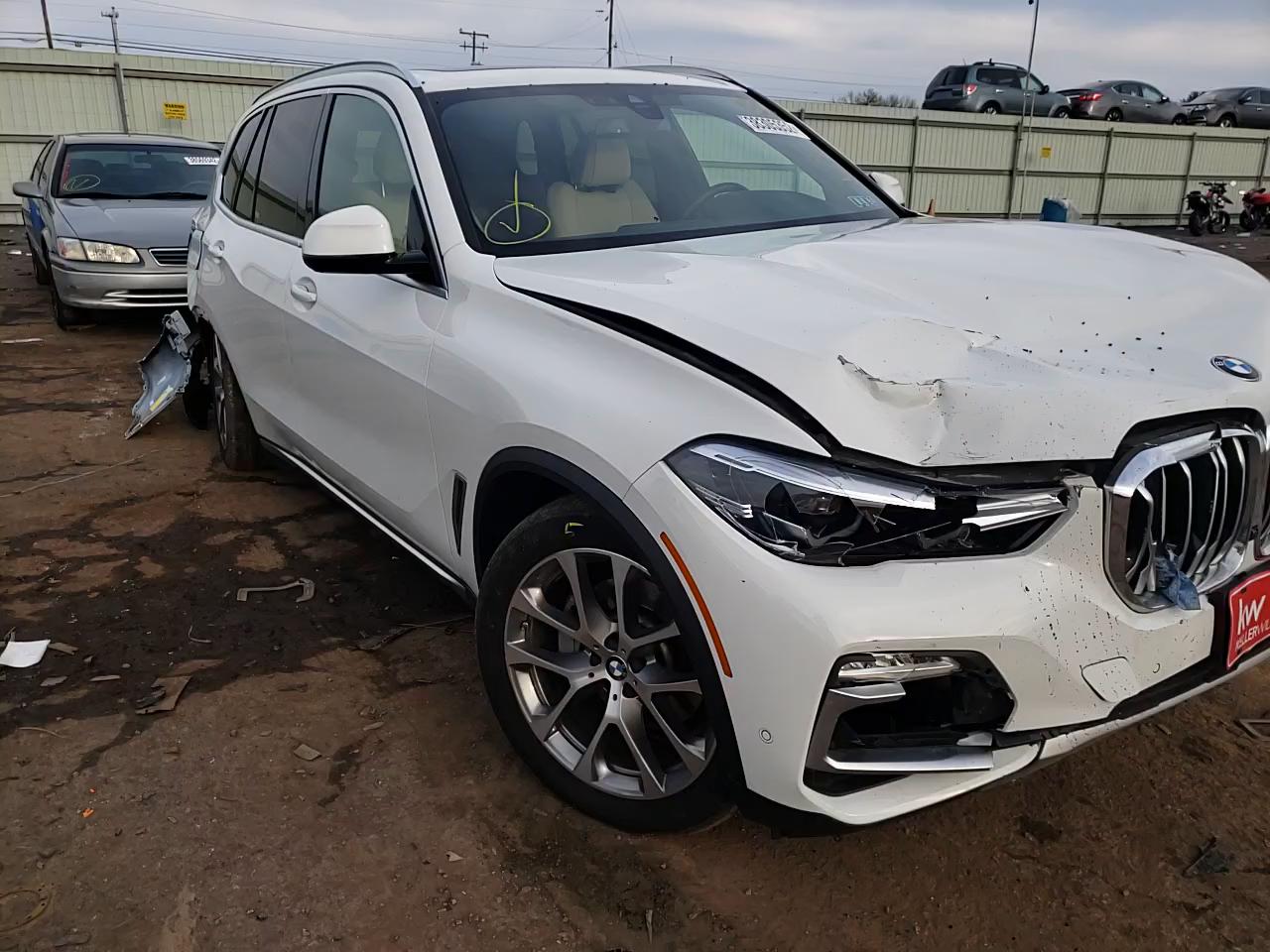2021 BMW X5 XDRIVE4 5UXCR6C03M9F92210