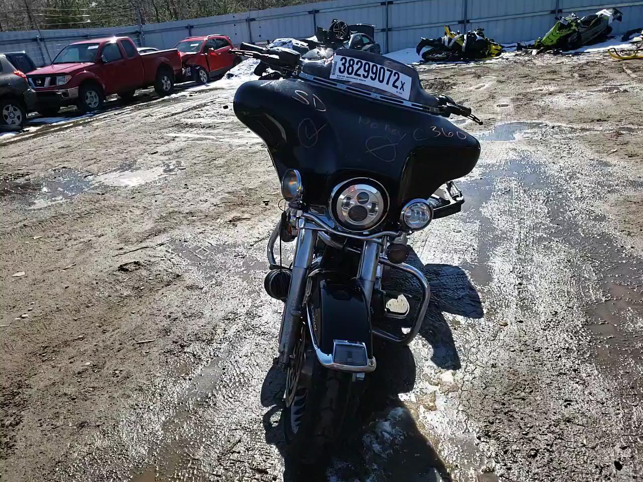 2010 HARLEY-DAVIDSON FLHR 1HD1FB418AB667890
