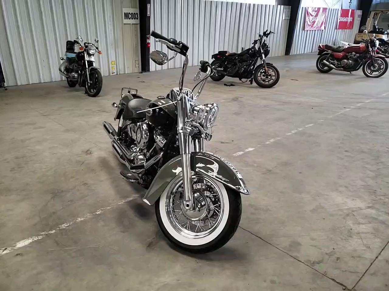 2021 HARLEY-DAVIDSON FLHC 1HD1YAJ22MB032511