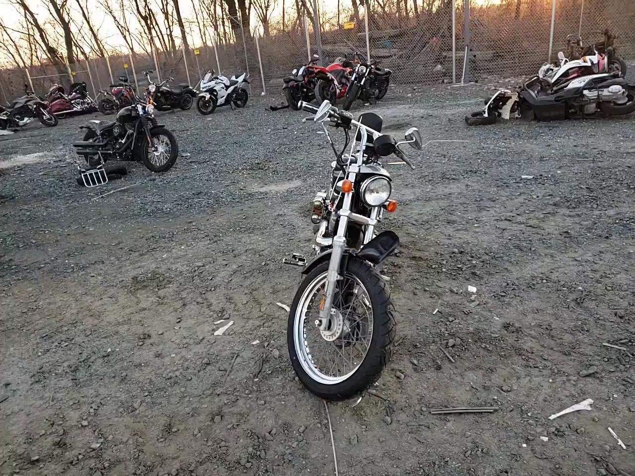 2003 HARLEY-DAVIDSON XL883 HUGG 1HD4CEM113K428448