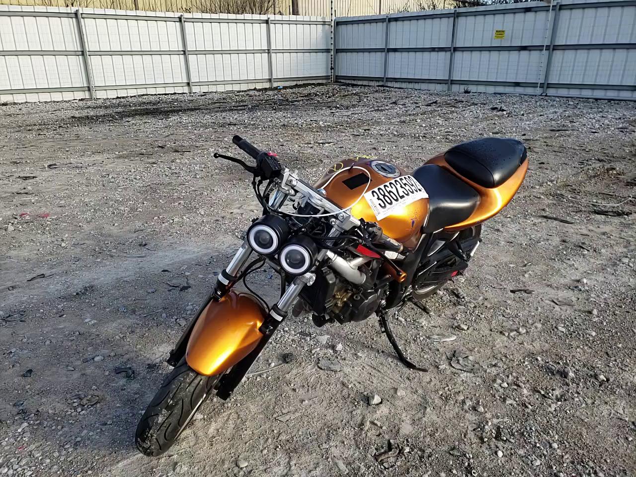 2002 SUZUKI SV650 S JS1VP52A822106346