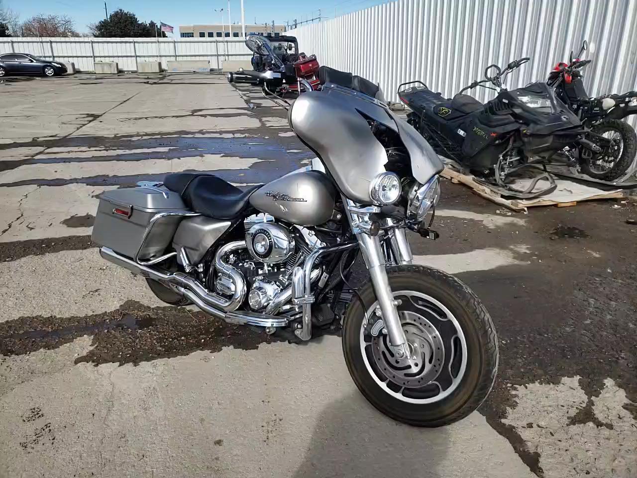 2007 HARLEY-DAVIDSON FLHX 1HD1KB4197Y634298