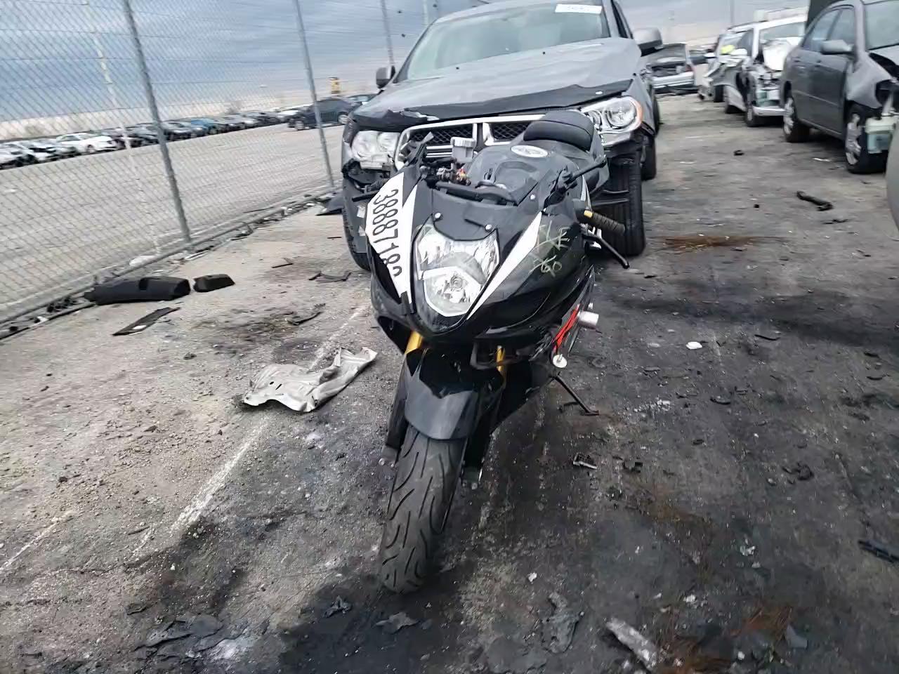 2004 SUZUKI GSX-R1000 JS1GT75A342101036