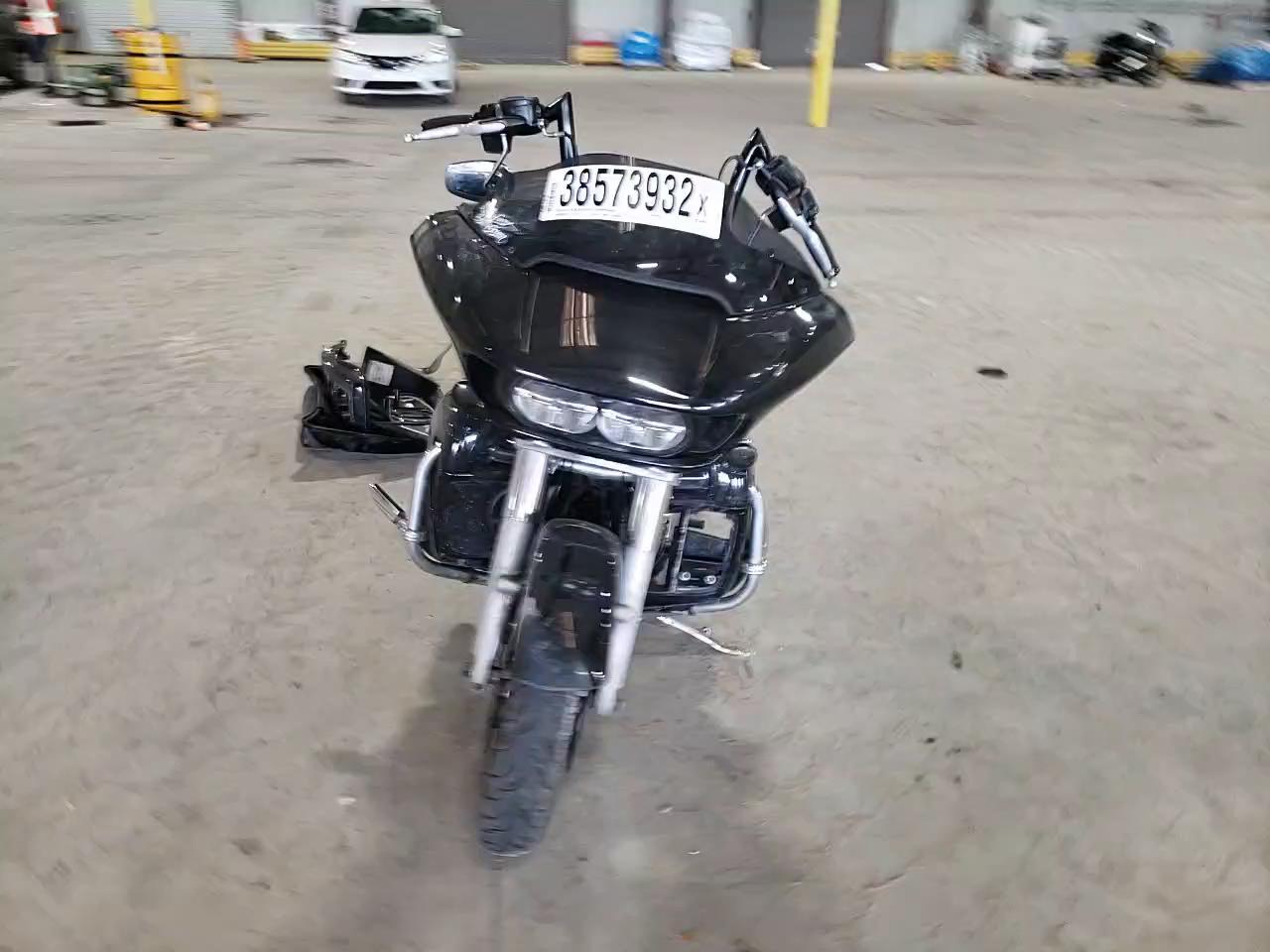 2019 HARLEY-DAVIDSON FLTRX 1HD1KHC12KB654165