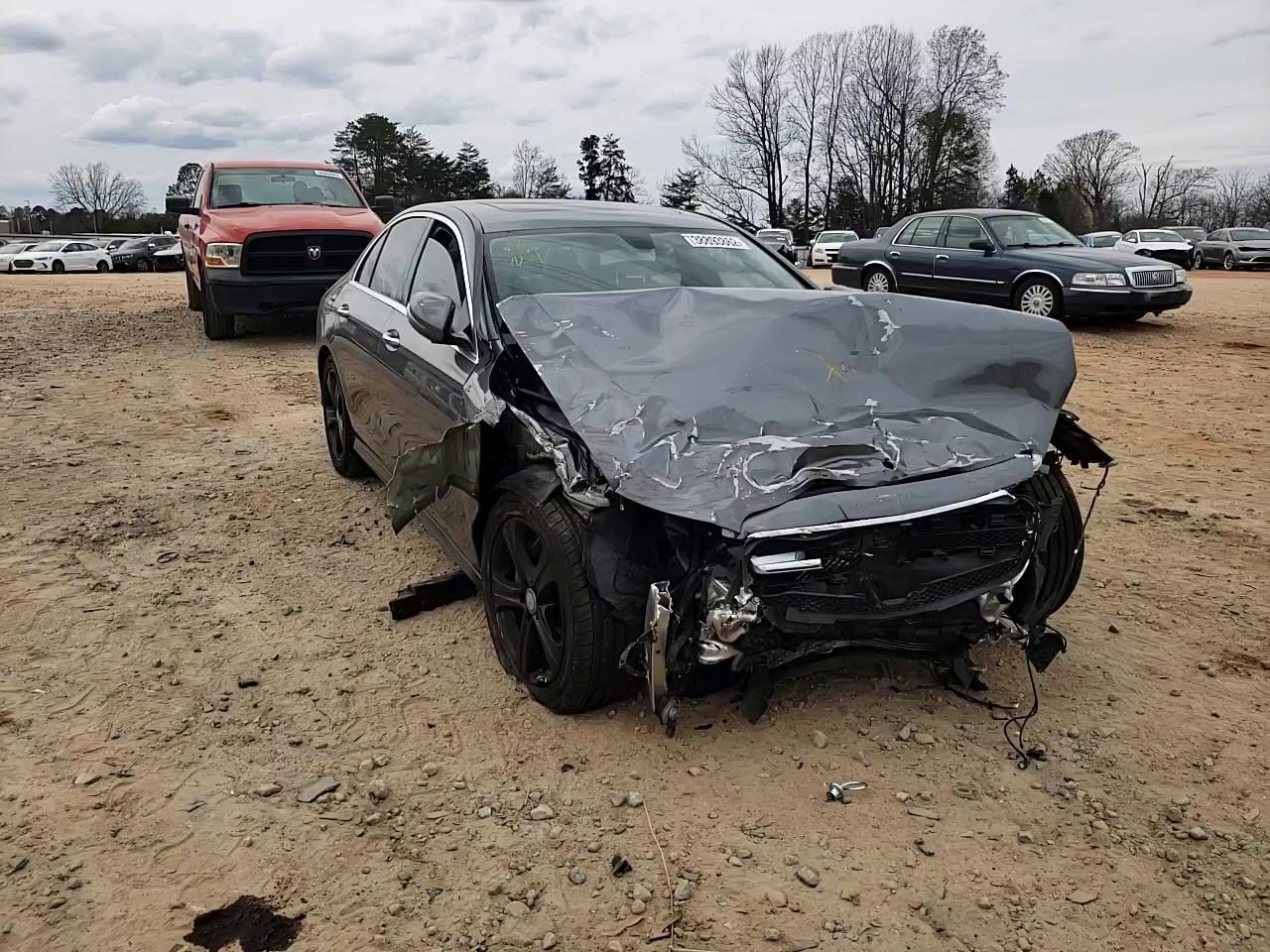 2017 MERCEDES-BENZ E 300 WDDZF4JB5HA092750