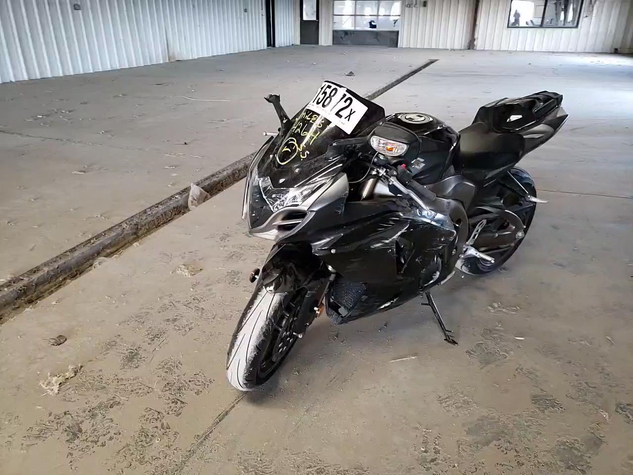 2011 SUZUKI GSX-R1000 JS1GT78A1B2100539