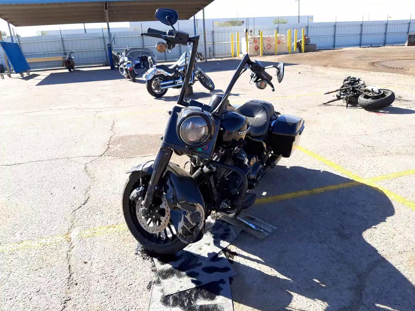 2019 HARLEY-DAVIDSON FLHRXS 1HD1KVP11KB676618