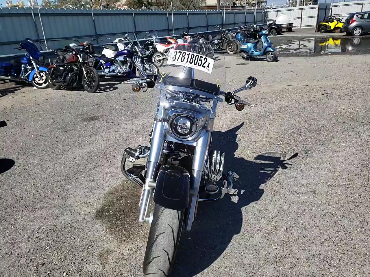 2020 HARLEY-DAVIDSON FLFBS 1HD1YGK1XLB021781