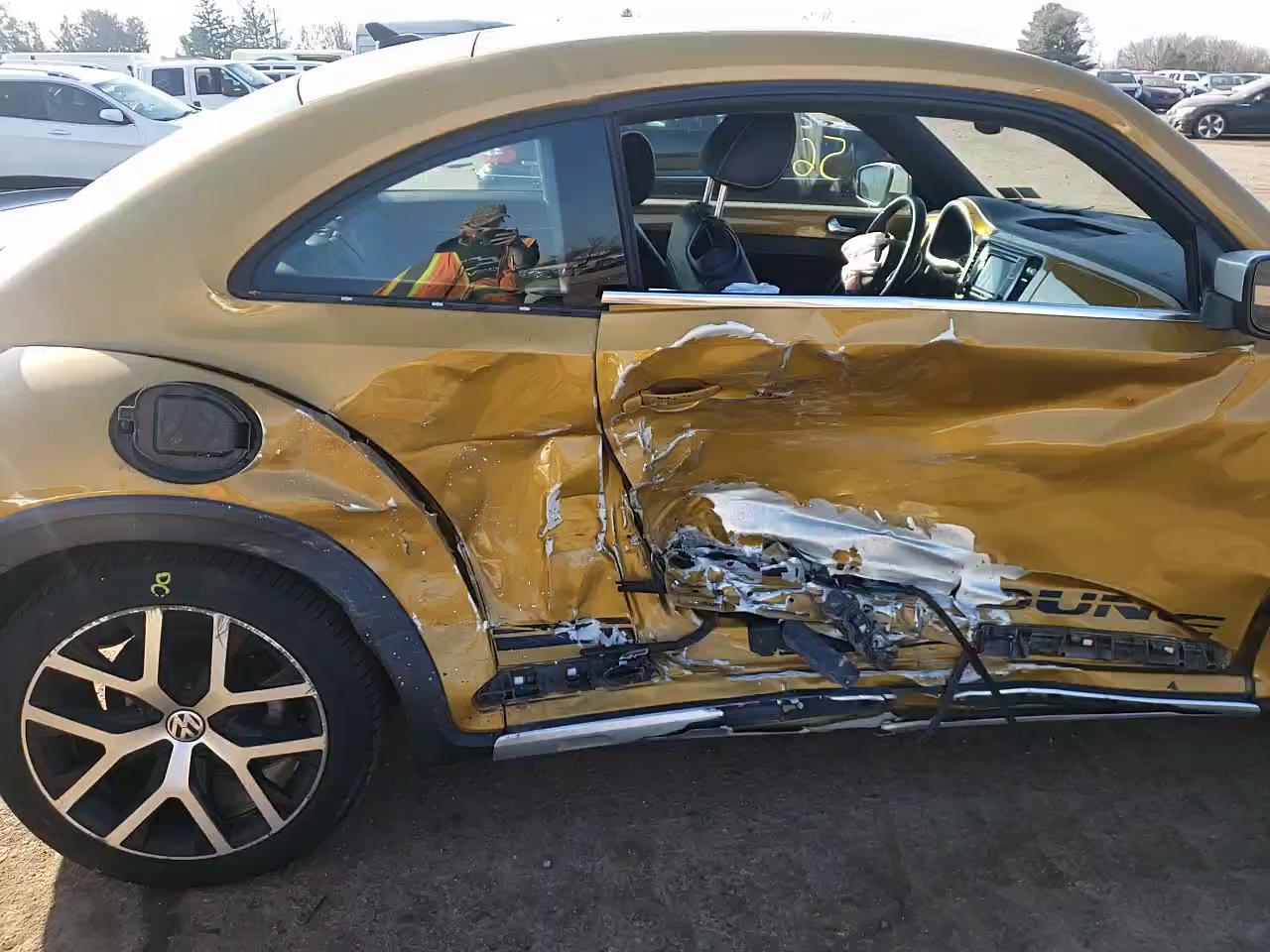 2017 VOLKSWAGEN BEETLE DUN 3VWS17AT4HM618774