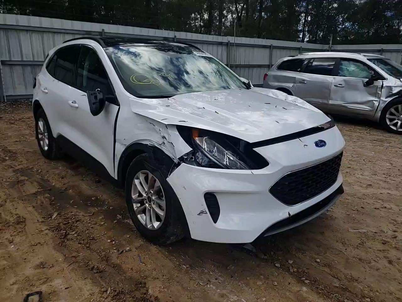 2021 FORD ESCAPE SE 1FMCU0G69MUA99858