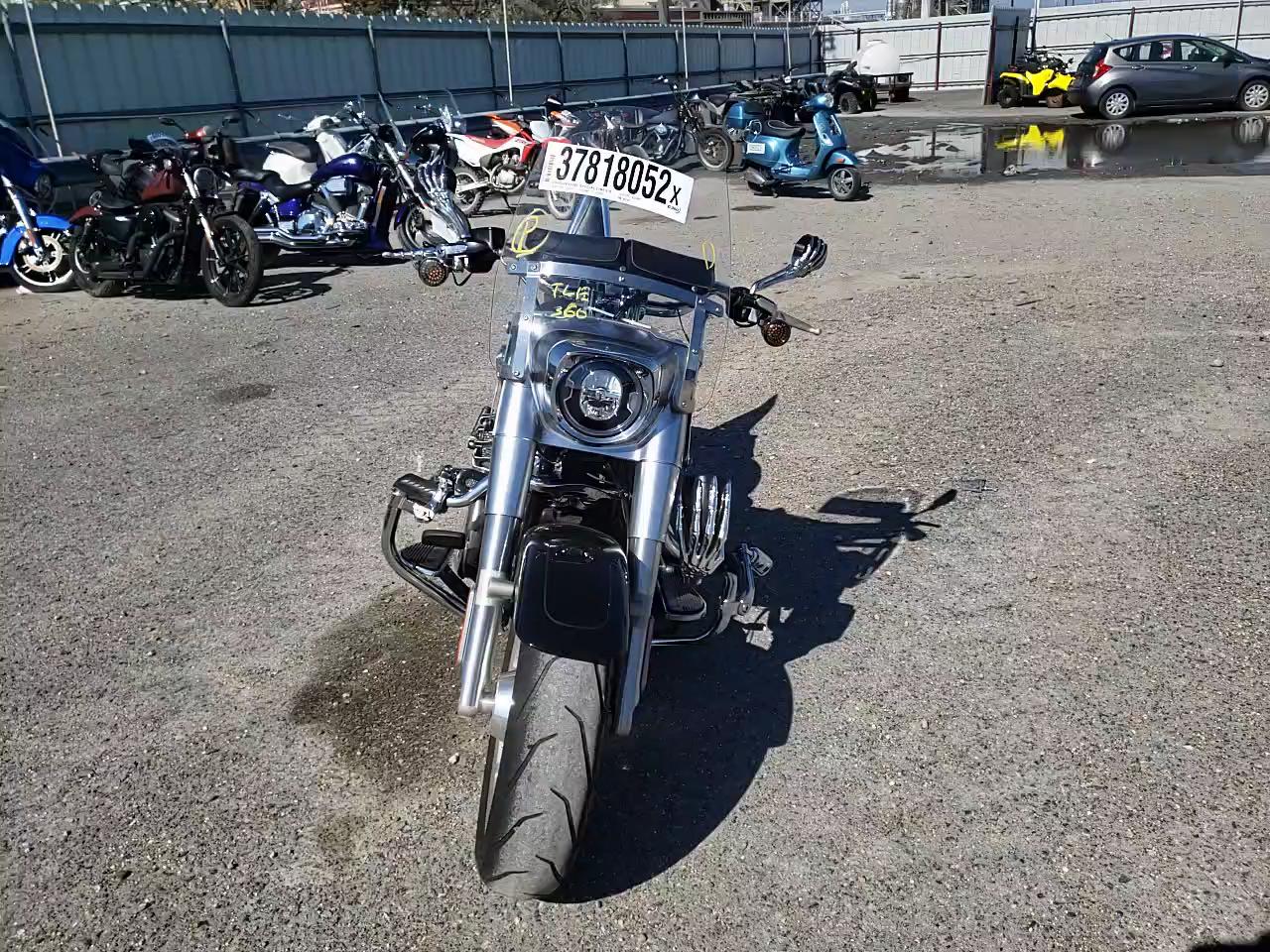 2020 HARLEY-DAVIDSON FLFBS 1HD1YGK1XLB021781