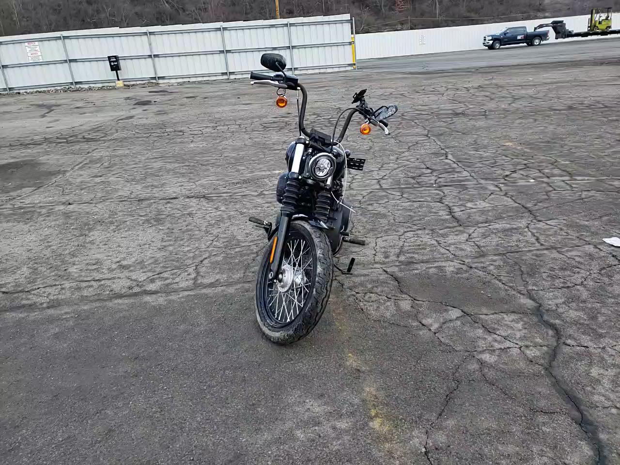 2018 HARLEY-DAVIDSON FXBB STREE 1HD1YJJ14JC085059