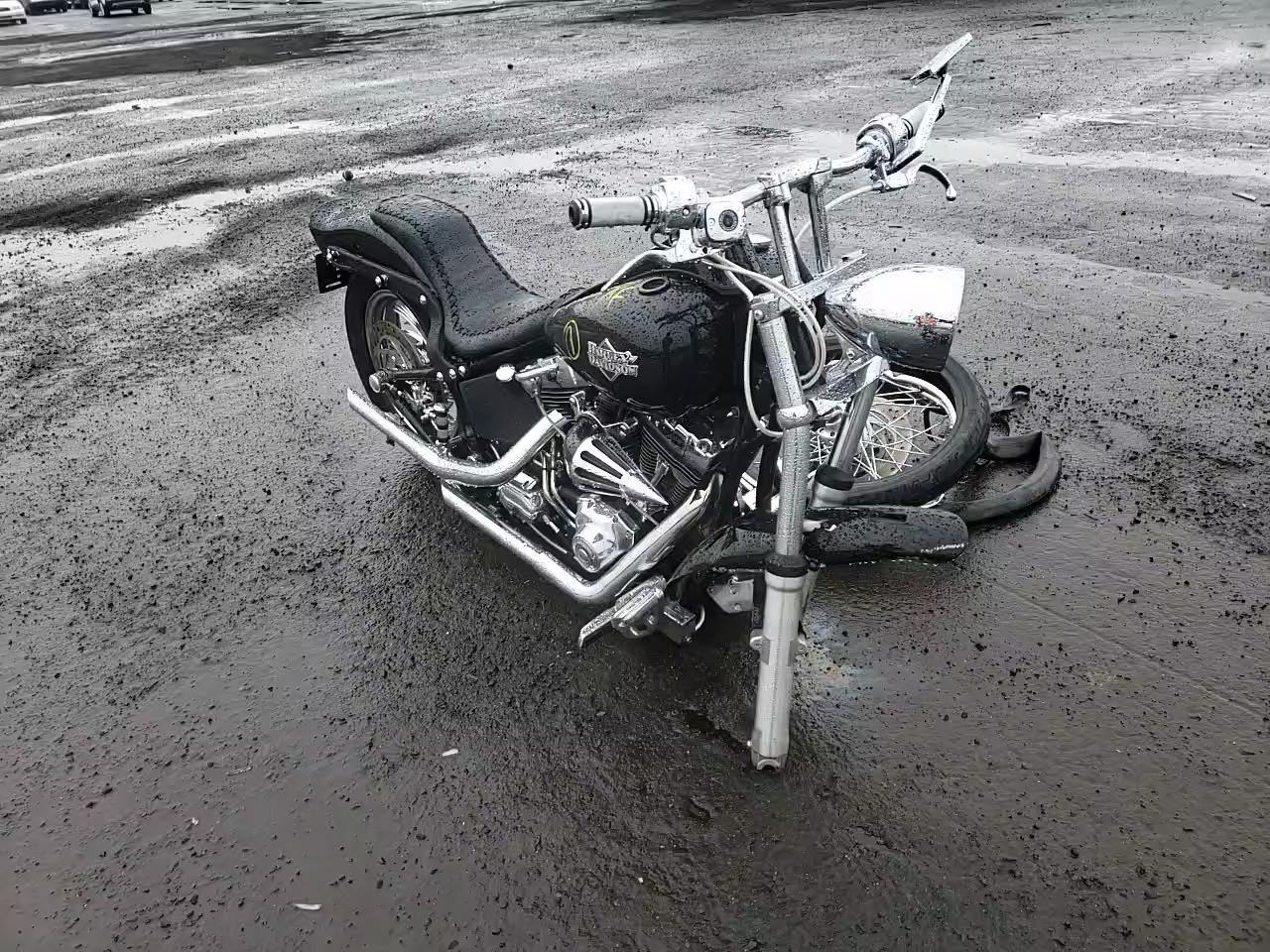 2004 HARLEY-DAVIDSON FXSTBI 1HD1JAB124Y057089