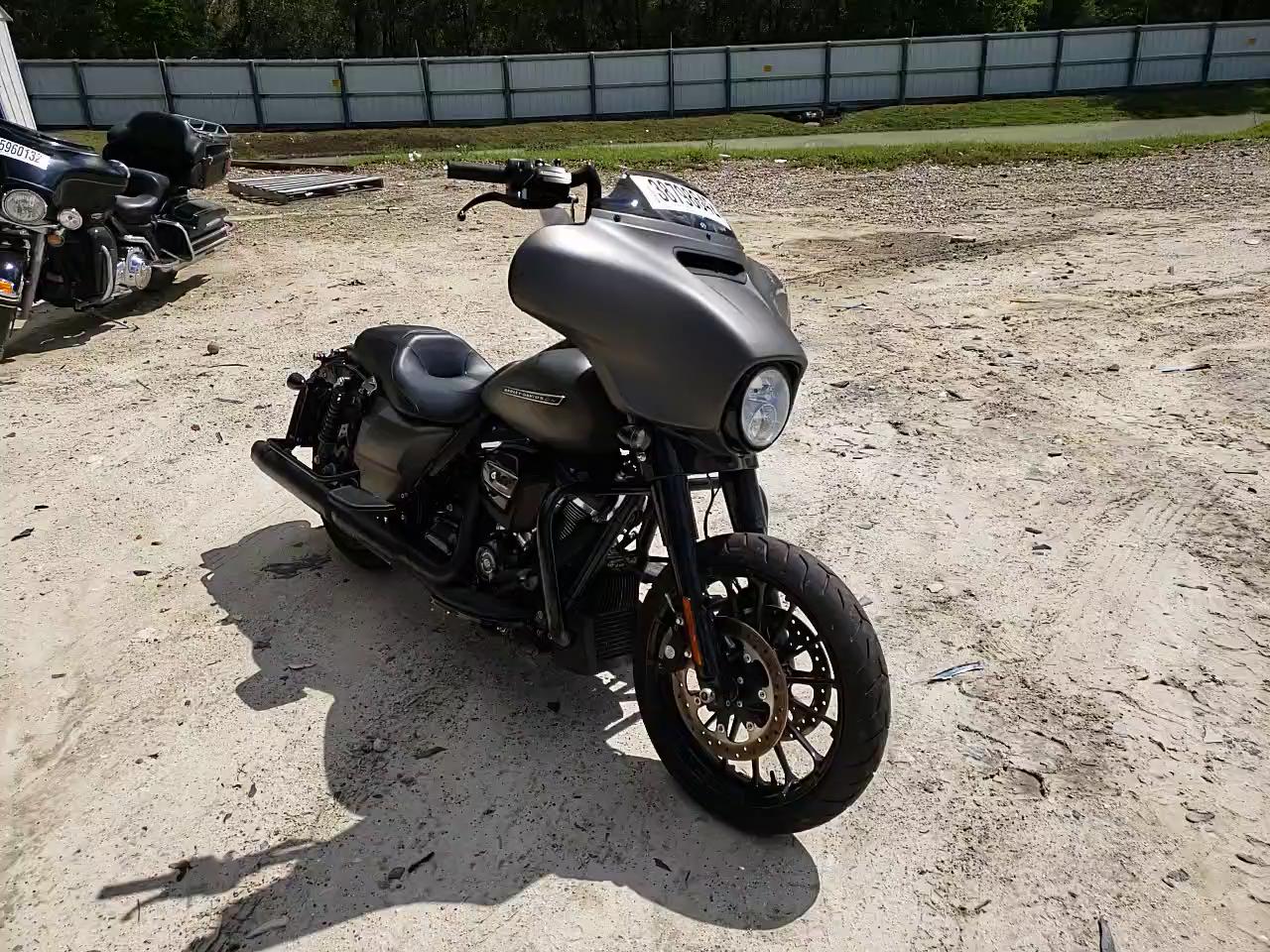 2019 HARLEY-DAVIDSON FLHXS 1HD1KRP12KB612496