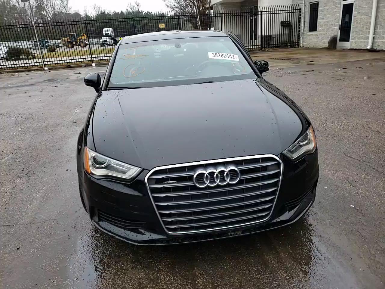 2015 AUDI A3 WAUBFGFF1F1053737