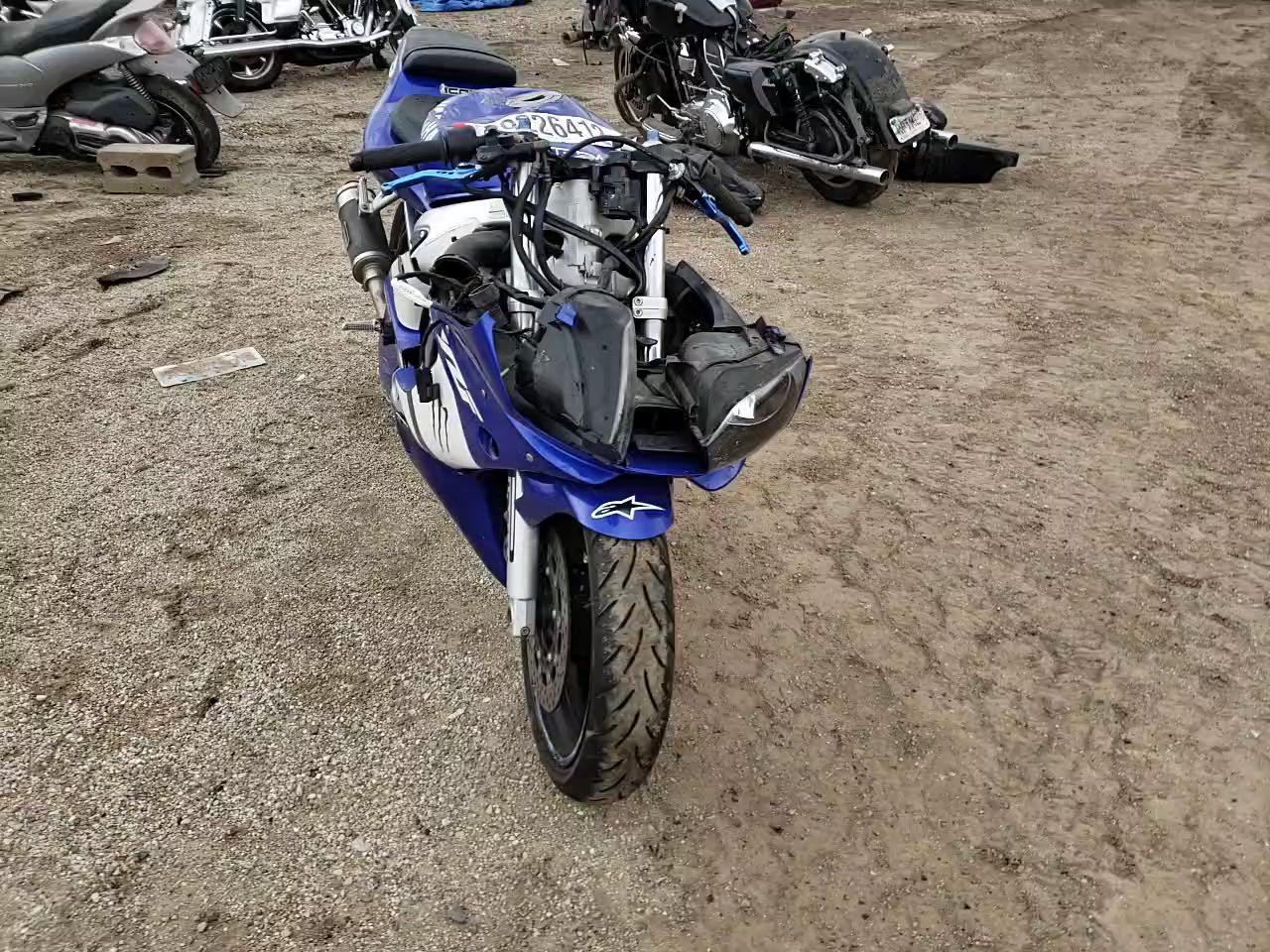 2002 YAMAHA YZFR6 JYARJ04E42A024272
