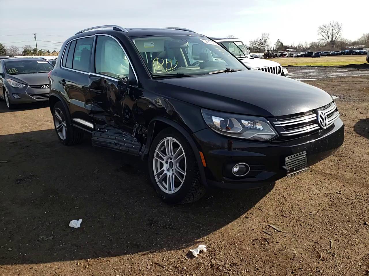 2017 VOLKSWAGEN TIGUAN SPO WVGTV7AX2HW503973