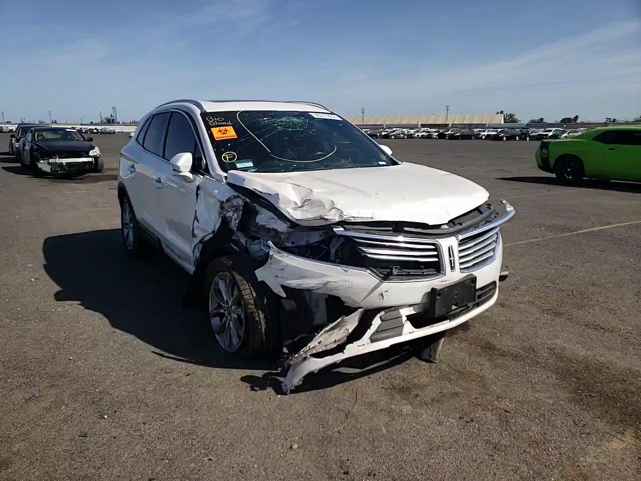 2016 LINCOLN MKC SELECT 5LMCJ2C9XGUJ12901
