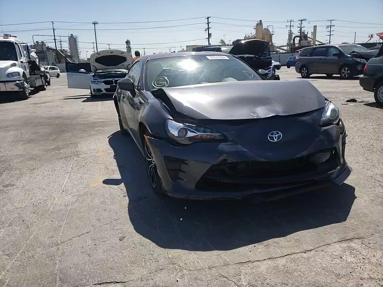 2018 TOYOTA 86 JF1ZNAA15J8700501