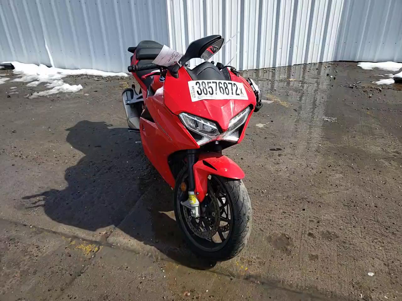 2014 HONDA VFR800 F JH2RC7919EK000021