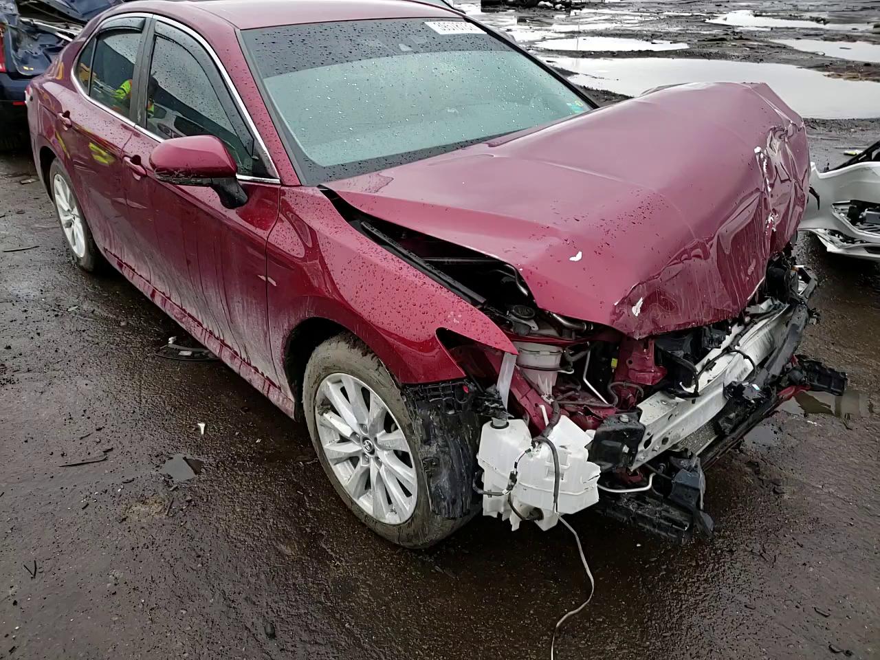 2018 TOYOTA CAMRY L 4T1B11HK9JU586110