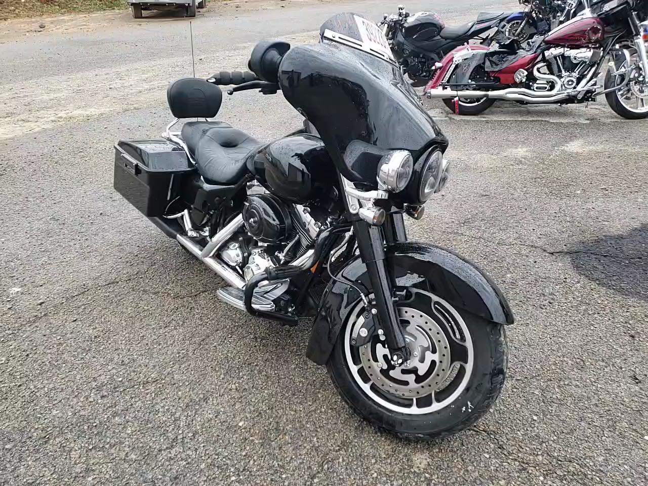 2008 HARLEY-DAVIDSON FLHX 1HD1KB4138Y656900