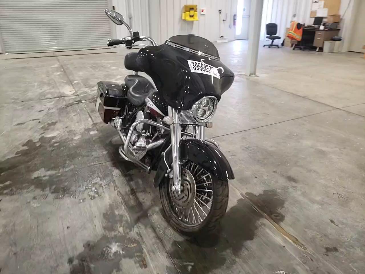 2005 HARLEY-DAVIDSON FLHRCI 1HD1FRW145Y636855