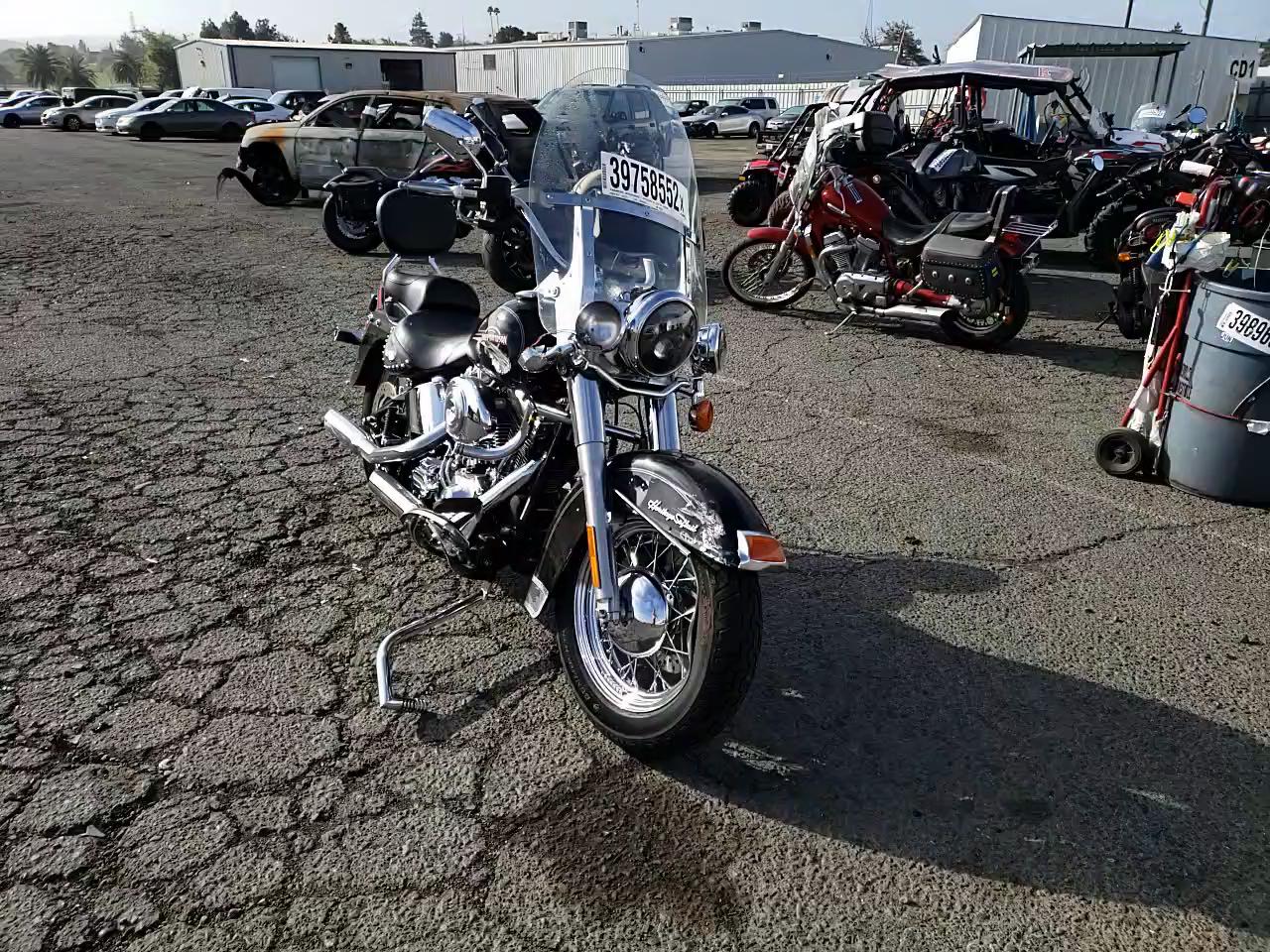 2005 HARLEY-DAVIDSON FLSTCI 1HD1BWB355Y093310