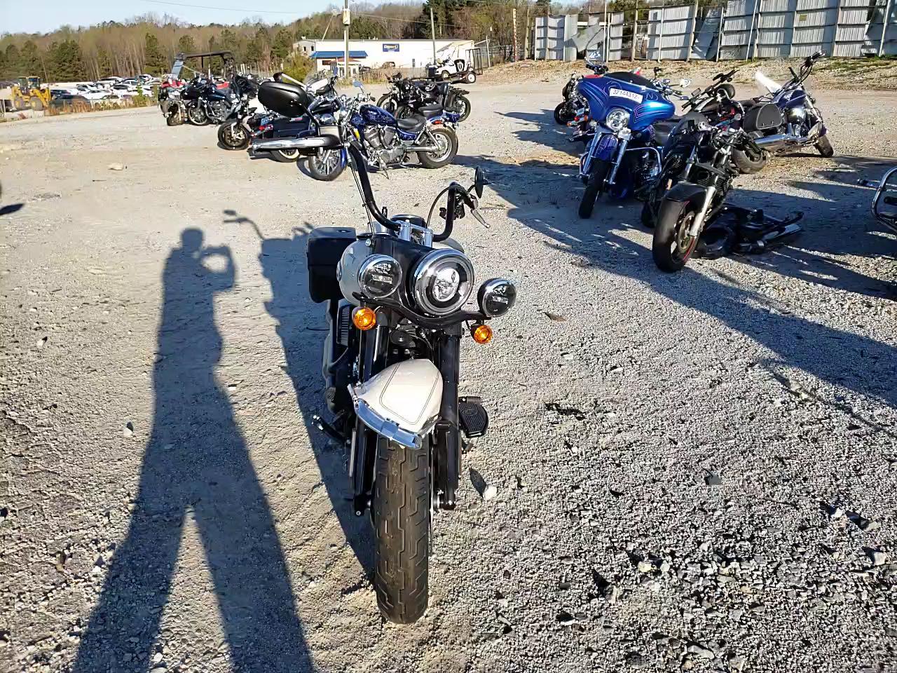 2022 HARLEY-DAVIDSON FLHCS 1HD1YBK11NB015406