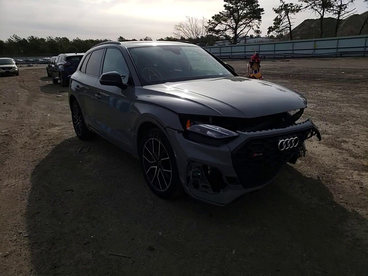 2021 AUDI SQ5 PREMIU WA1B4AFY7M2001232