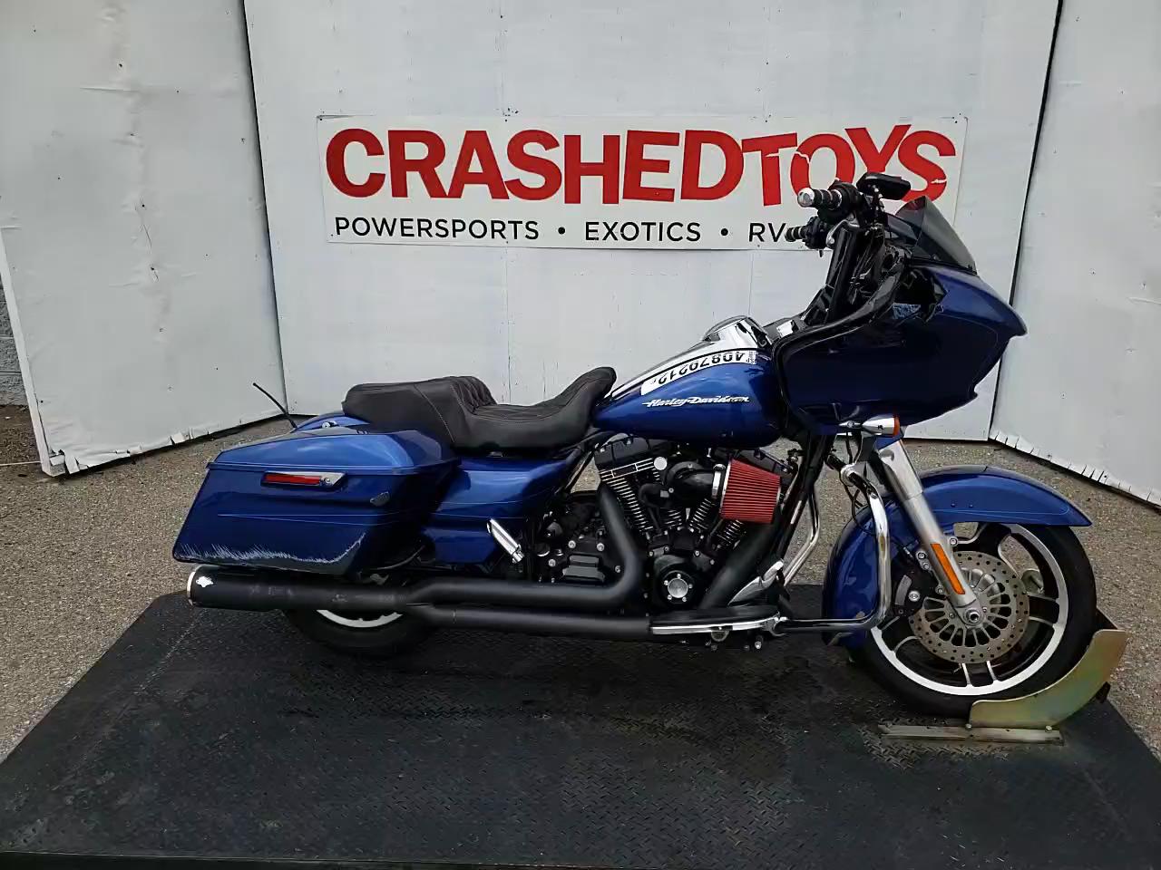 2010 HARLEY-DAVIDSON FLHX 1HD1KB414AB618181