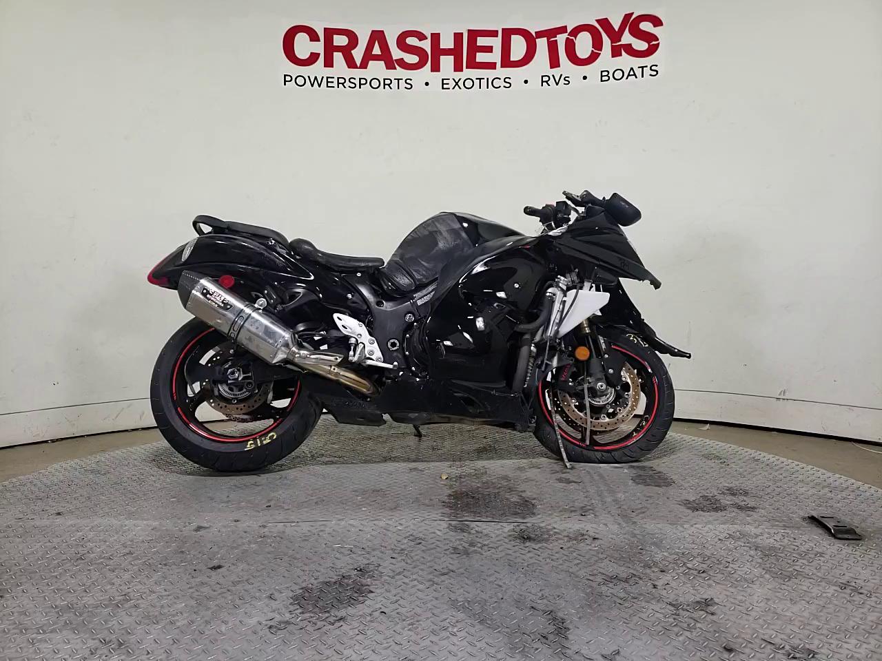 2018 SUZUKI GSX1300 RA JS1GX72B1J2101291