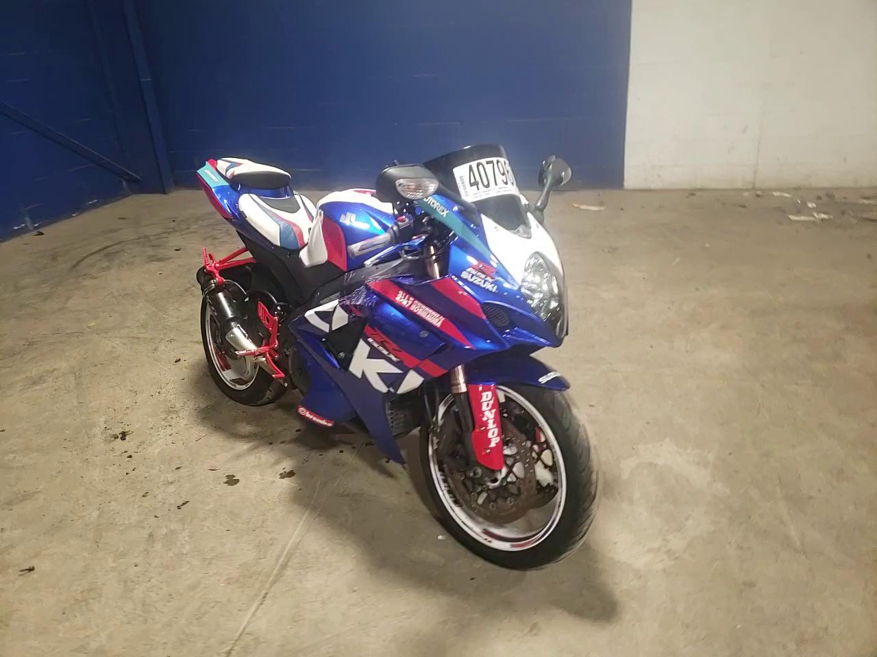 2007 SUZUKI GSX-R1000 JS1GT77A972112057